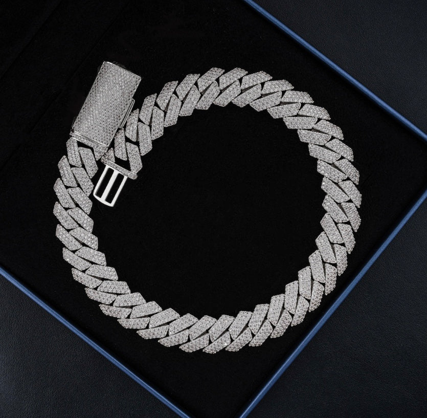 15mm Cuban Chain - 925 Silver Moissanite