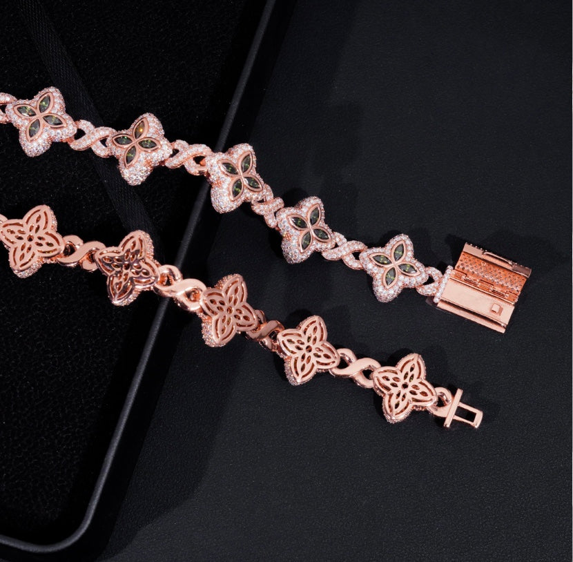 Custom 12mm Clover Link Infinity Chain - Rose Gold Moissanite