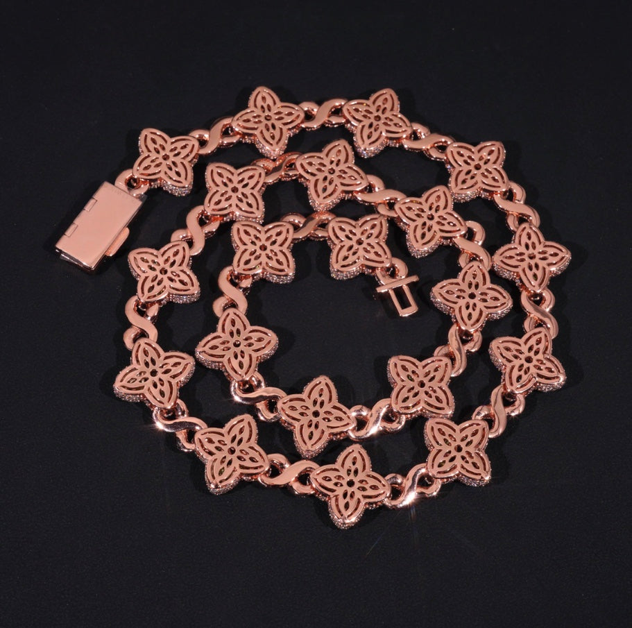 Custom 12mm Clover Link Infinity Chain - Rose Gold Moissanite
